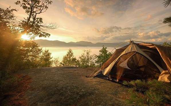 Cắm trại ở đỉnh Pinhatt