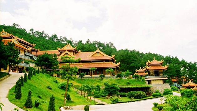 Quá trình xây dựng Thiền Viện Trúc Lâm