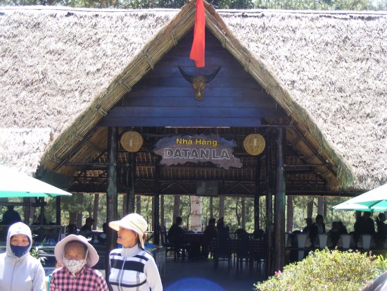 Nhà hàng thác Datanla