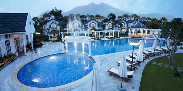 Khách sạn 5 sao gần Hồ Xuân Hương