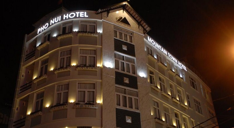 Khách sạn 3 sao đường Nguyễn Chí thanh Đà lạt
