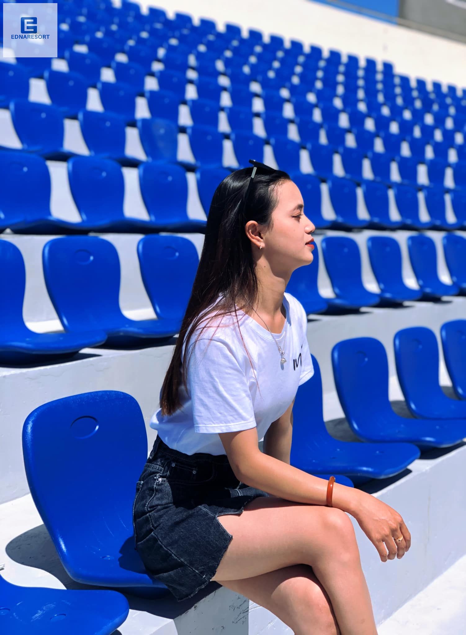 Khán đài tại sân vận động Đà Lạt nơi check in triệu view